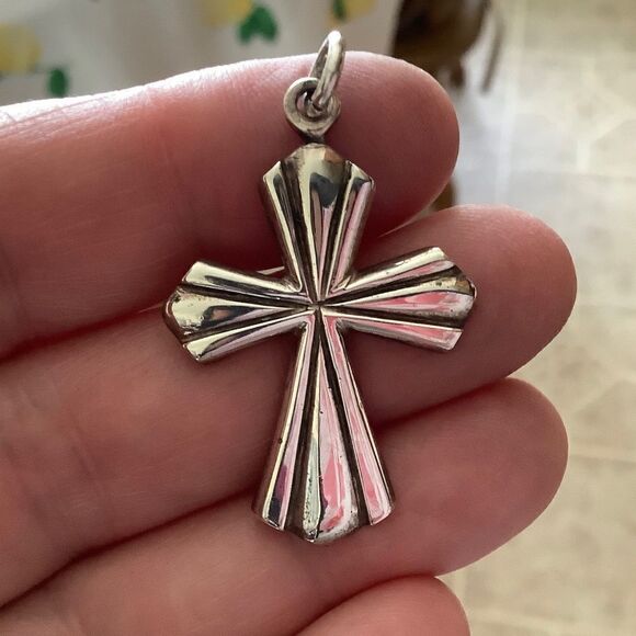 𝅺STERLING SILVER 925 CROSS​​ - Picture 1 of 7